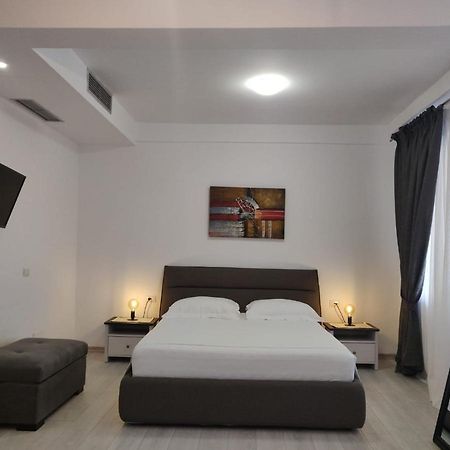 E&A Apartments Guesthouse Δυρράχιο Εξωτερικό φωτογραφία