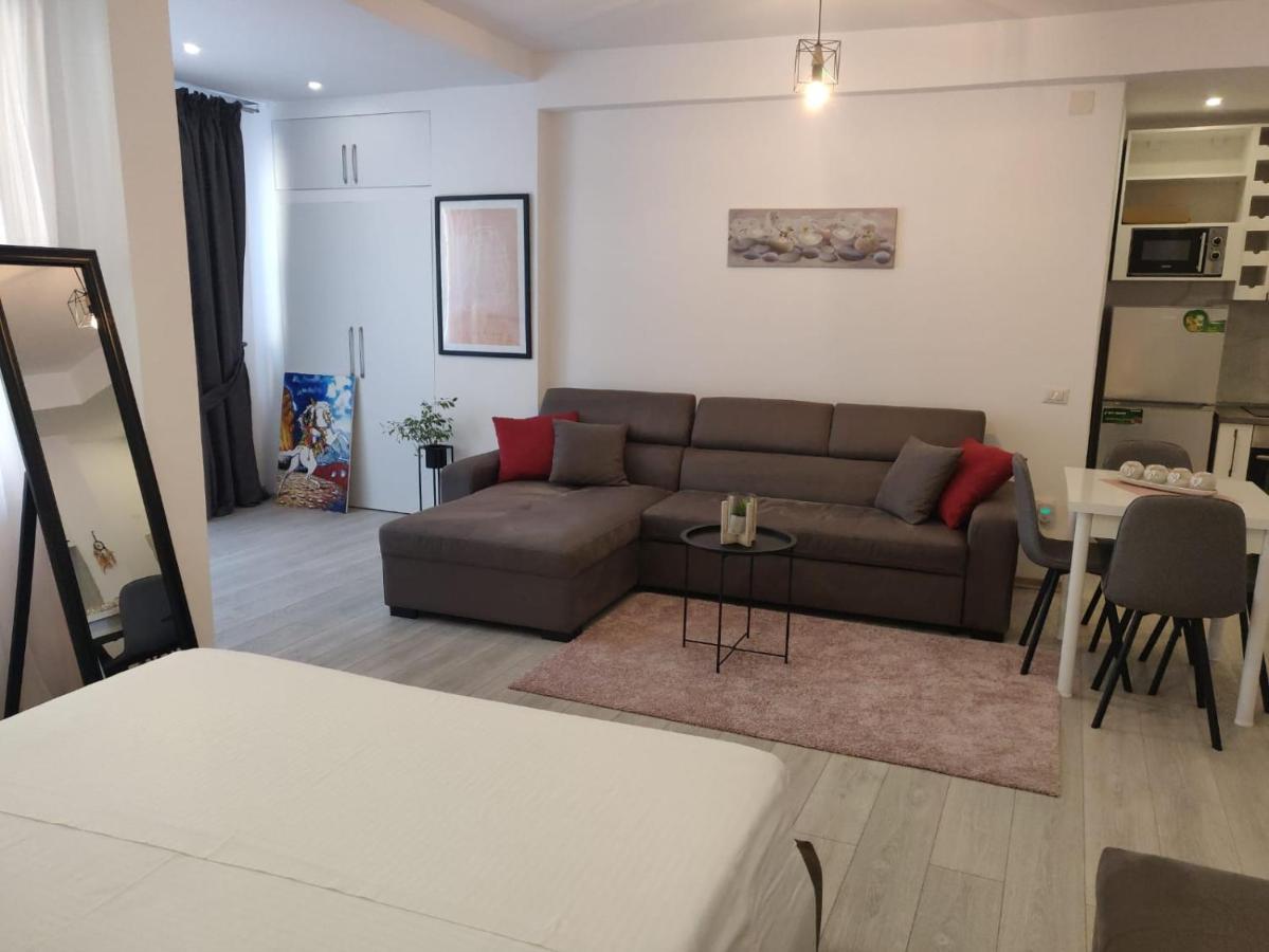 E&A Apartments Guesthouse Δυρράχιο Εξωτερικό φωτογραφία